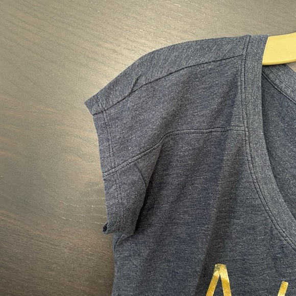 Hollister Women’s Blue “No 1 Cares” Short Sleeve V-Neck Top - Picture 6 of 12